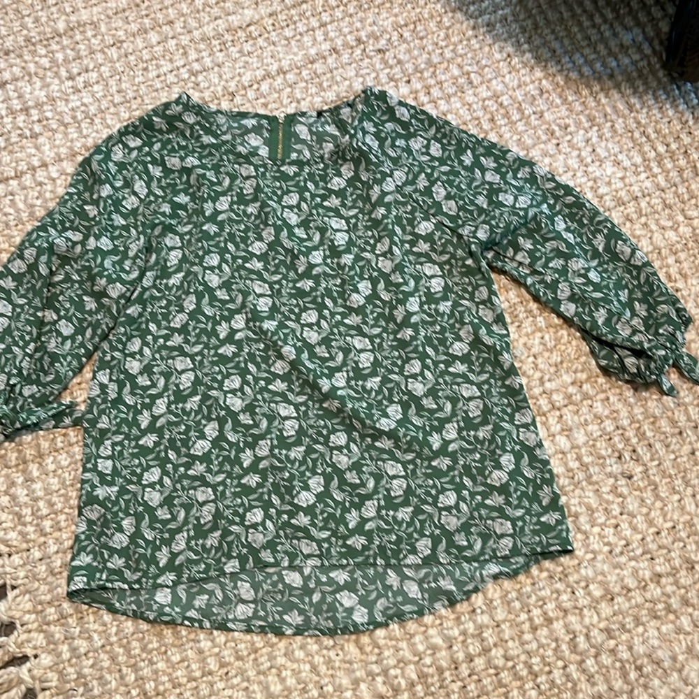 Stitch Fix top. Excellent condition